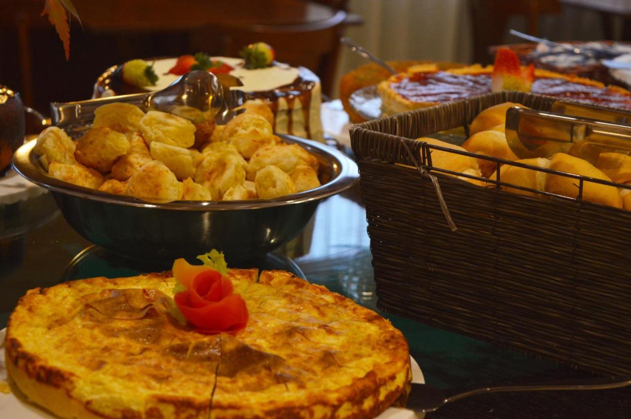 Sky Borges Hotel Alpenhaus - Gramado Ngoại thất bức ảnh